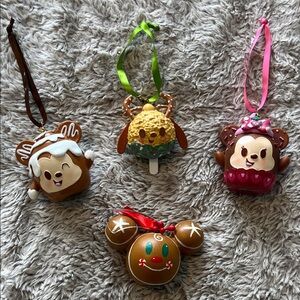 Disney Munchlings bundle - Holiday Character Ornaments